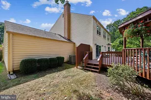 9825 Korman Ct, Potomac, MD 20854 - Photo 14