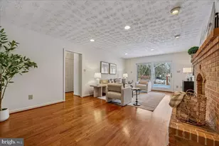 9825 Korman Ct, Potomac, MD 20854 - Photo 22