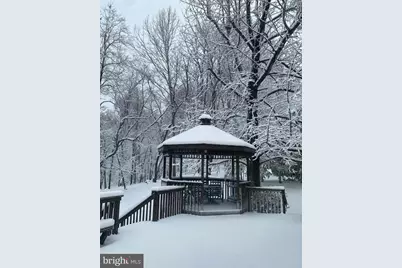 9825 Korman Court, Potomac, MD 20854 - Photo 12