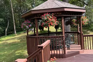 9825 Korman Ct, Potomac, MD 20854 - Photo 10