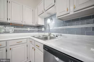 12309 Silvergate Way, Germantown, MD 20874 - Photo 16