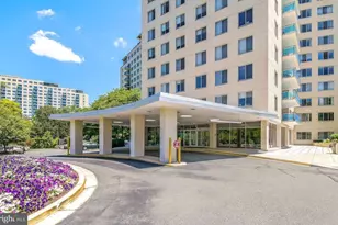 10401 Grosvenor Pl, Rockville, MD 20850 - Photo 1