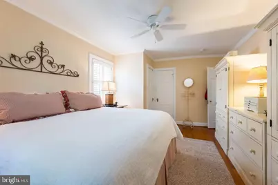 8505 Lynwood Place, Chevy Chase, MD 20815 - Photo 18