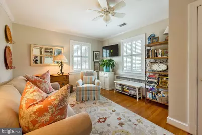 8505 Lynwood Place, Chevy Chase, MD 20815 - Photo 20