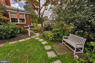 8505 Lynwood Pl, Chevy Chase, MD 20815 - Photo 48