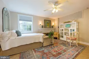 8505 Lynwood Pl, Chevy Chase, MD 20815 - Photo 30