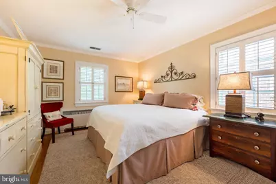 8505 Lynwood Place, Chevy Chase, MD 20815 - Photo 16