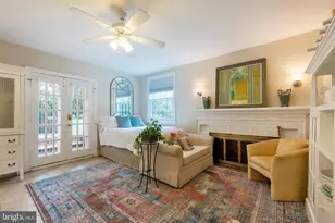 8505 Lynwood Pl, Chevy Chase, MD 20815 - Photo 28