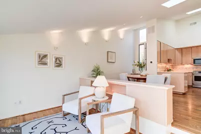 8610 Hidden Hill Lane, Rockville, MD 20854 - Photo 10