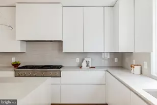 6960 West Ave, Chevy Chase, MD 20815 - Photo 12