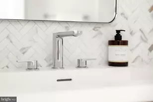 6960 West Ave, Chevy Chase, MD 20815 - Photo 34