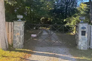 17100 King James Way, Gaithersburg, MD 20877 - Photo 2