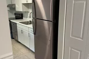 19525 Gunners Branch Rd, Germantown, MD 20876 - Photo 4