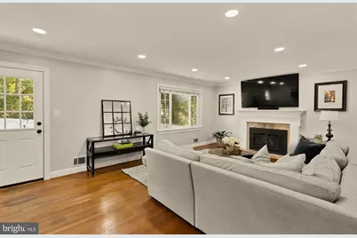 6405 Redwing Road, Bethesda, MD 20817 - Photo 4