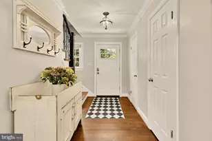 6405 Redwing Rd, Bethesda, MD 20817 - Photo 2