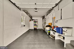 6405 Redwing Rd, Bethesda, MD 20817 - Photo 48