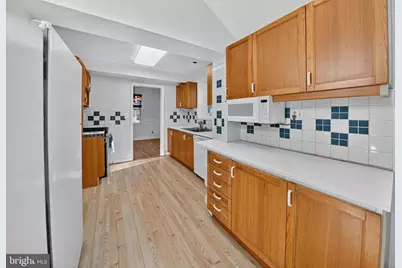 10018 Brookmoor Drive, Silver Spring, MD 20901 - Photo 8