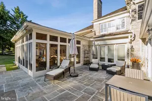 10708 Stapleford Hall Dr, Potomac, MD 20854 - Photo 16