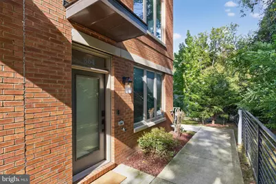 864 Thompson Crescent #44, Rockville, MD 20852 - Photo 2