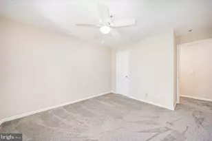 5804 Inman Park Cir, Rockville, MD 20852 - Photo 32