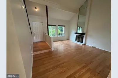 11613 Piney Lodge, North Potomac, MD 20878 - Photo 4