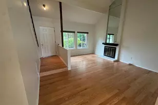 11613 Piney Lodge, North Potomac, MD 20878 - Photo 4