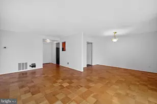 118 Monroe St, Rockville, MD 20850 - Photo 6