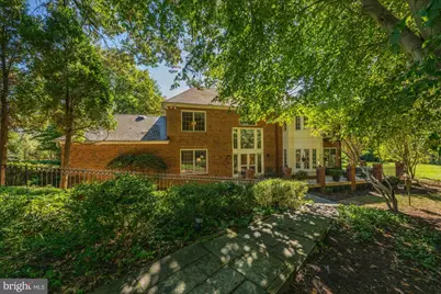9729 Beman Woods Way, Potomac, MD 20854 - Photo 2