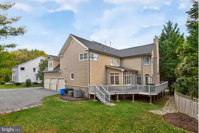 9914 Woodford, Potomac, MD 20854 - Photo 6