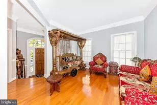 12313 Cherry Branch Dr, Clarksburg, MD 20871 - Photo 4