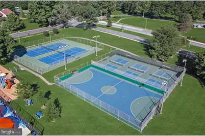 8812 Sturbridge Place, Montgomery Village, MD 20886 - Photo 32