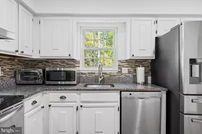 13007 Climbing Ivy Drive, Germantown, MD 20874 - Photo 32