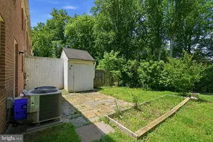 12136 Bentridge Pl, Potomac, MD 20854 - Photo 30