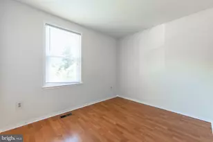 12136 Bentridge Pl, Potomac, MD 20854 - Photo 14