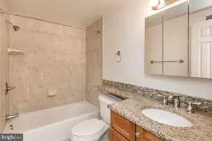 4801 Fairmont Ave, Bethesda, MD 20814 - Photo 12