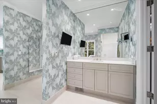 8917 Harvest Square Ct, Potomac, MD 20854 - Photo 30