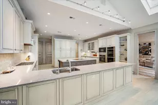 8917 Harvest Square Ct, Potomac, MD 20854 - Photo 8