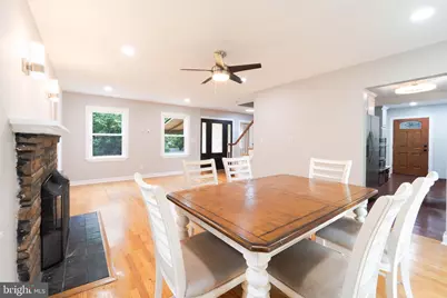 9211 Bells Mill Road, Potomac, MD 20854 - Photo 10