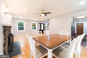 9211 Bells Mill Rd, Potomac, MD 20854 - Photo 10