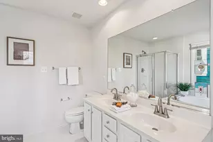 664 Lake Varuna Mews, Gaithersburg, MD 20878 - Photo 24