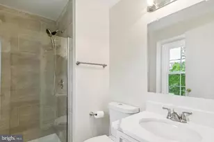 122 Sharpstead Ln, Gaithersburg, MD 20878 - Photo 22