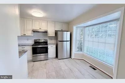 122 Sharpstead Lane, Gaithersburg, MD 20878 - Photo 2