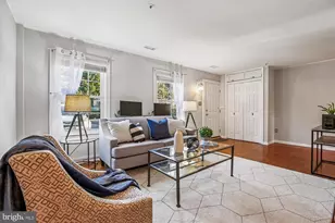 30 Spring St, Gaithersburg, MD 20877 - Photo 6