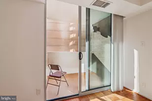 4601 N Park Ave N, Chevy Chase, MD 20815 - Photo 22