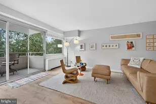 4515 Willard Ave, Chevy Chase, MD 20815 - Photo 4