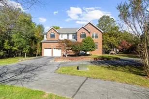 15533 Thompson Rd, Silver Spring, MD 20905 - Photo 2