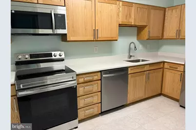 15115 Interlachen Drive #3-1020, Silver Spring, MD 20906 - Photo 6