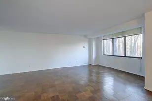 5225 Pooks Hill Rd, Bethesda, MD 20814 - Photo 2