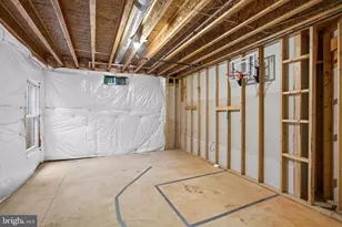 124 Bullard Cir, Rockville, MD 20850 - Photo 96