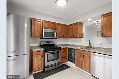 18508 Crabapple Place, Gaithersburg, MD 20879 - Photo 10